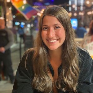 Meet your Posher, Andrea